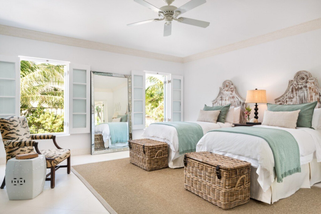 Coral House T C Villa Coral House T C Turks Caicos Isle Blue